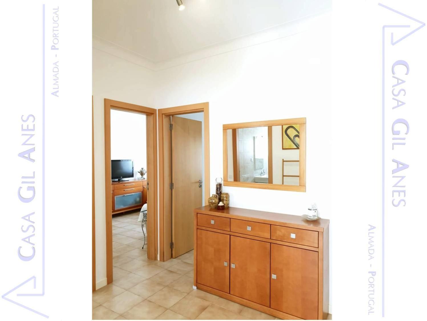 Casa Gil Anes Apartment อัลมาดา ภายนอก รูปภาพ